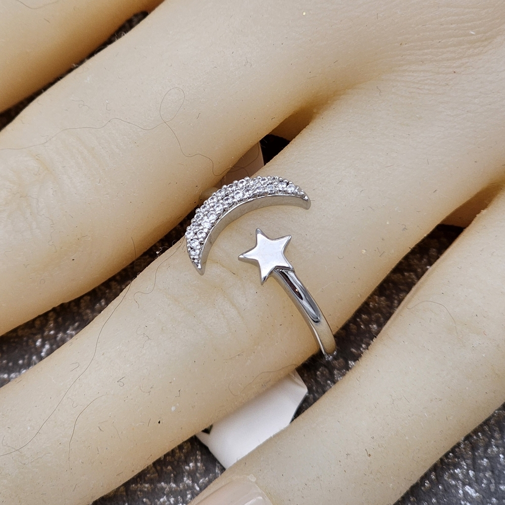 Brilliance Fine Jewelry sterling silver CZ crescent moon and star ring.
